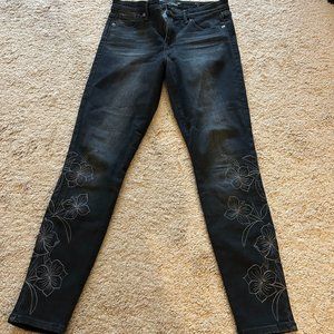 Lucky Brand Black Embroidered Skinny Jeans (Size 27/4)